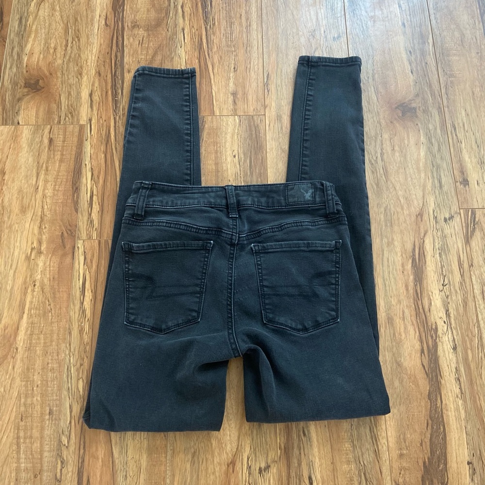 American Eagle Outfitters Hi-Rise Jegging
